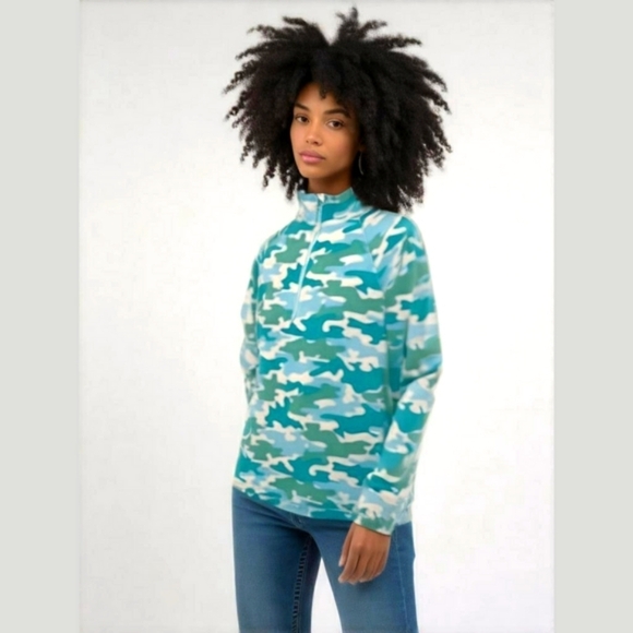 Eddie Bauer Tops - Eddie Bauer M Camo Fleece Pullover Quarter Zip Medium